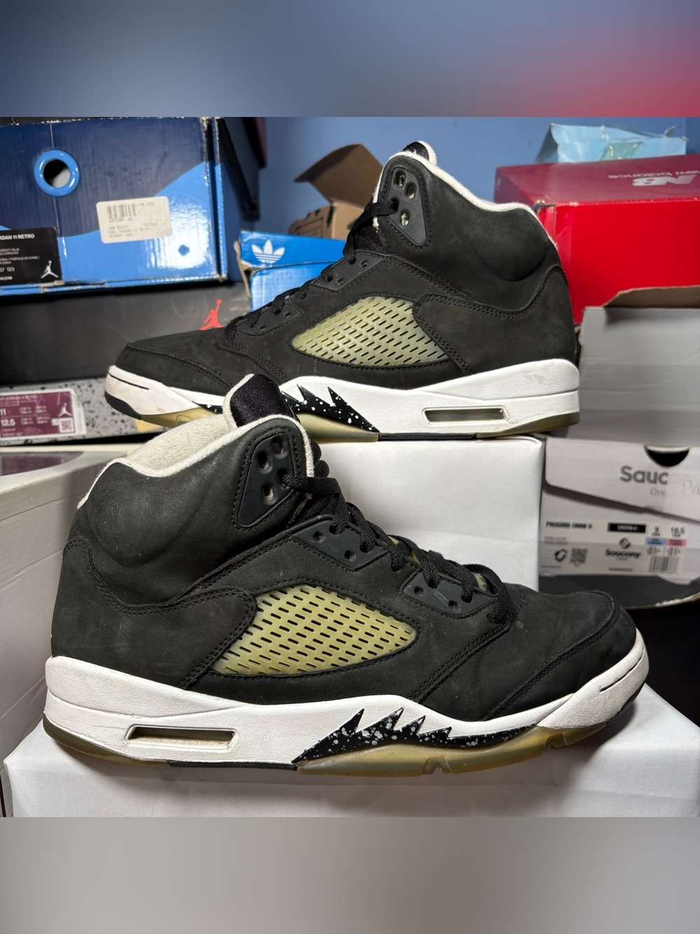 Size 10 - Jordan 5 Retro Mid Oreo
